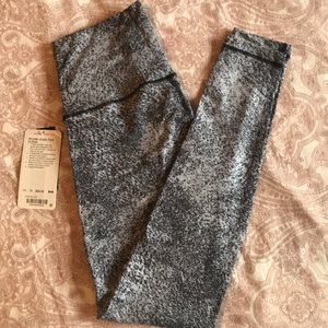 Lululemon Wunder Under Hi-Rise